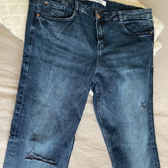ZARA Denim Collection $60 + tax! Never worn! US 14 - Picture 4 of 6